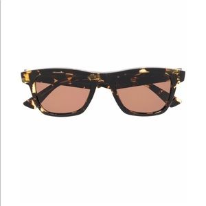 Bottega Veneta Classic Rectangle Framed sunglasses- tortoise